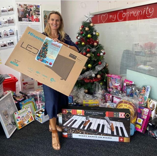 Re-gift January Community Bank Clovelly