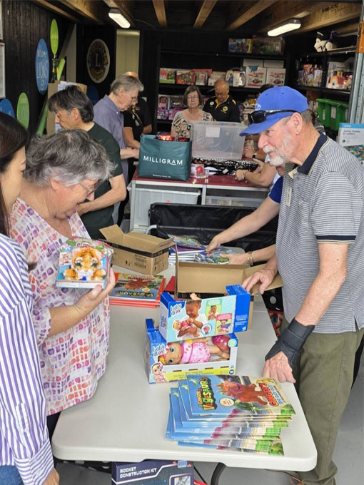 Lions Partners Pack Joy For Young Carers